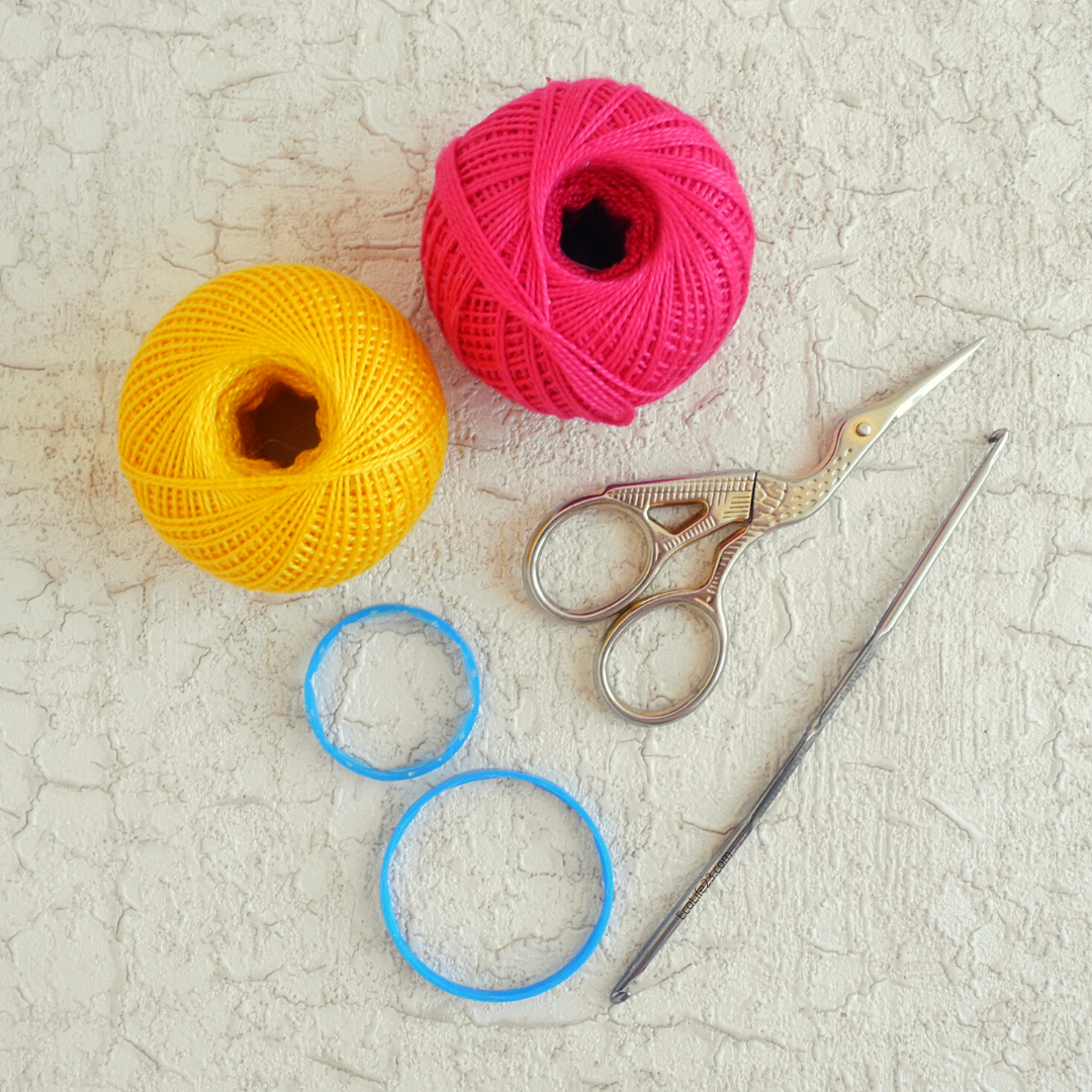 Кошка из пластиковых колец