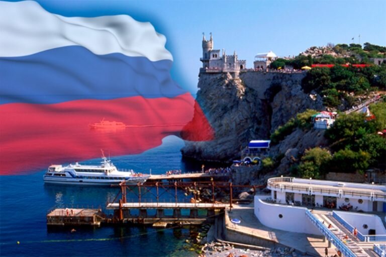 "Крым - наш!" - фото из открытых источников