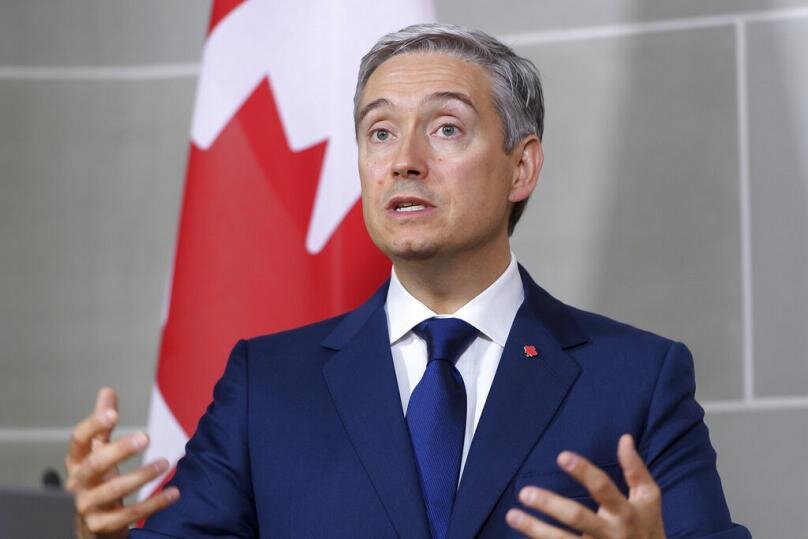 Министр иностранных дел Канады Франсуа-Филипп Шампань 