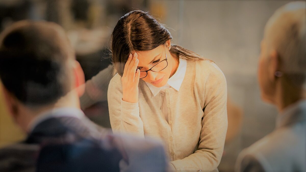 Проверка тетрадей с домашним заданием - это нагрузка на учителя, которую он выполняет ради того, чтобы у учеников была возможность получить обратную связь о своей работе
