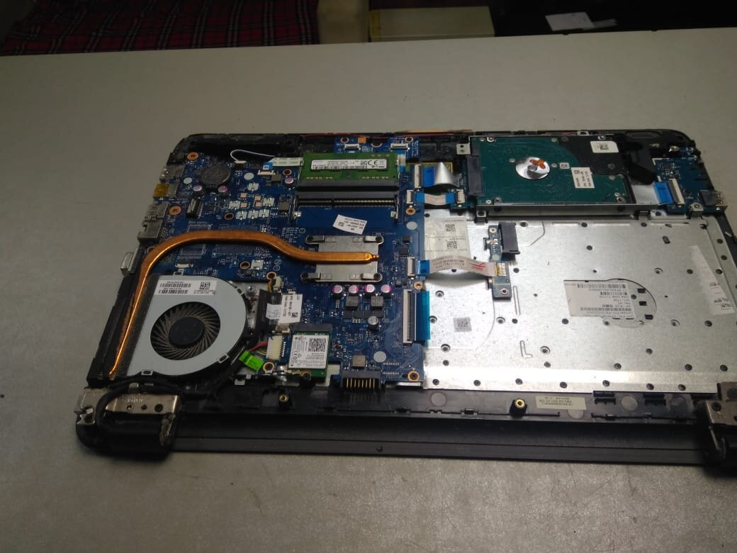 Как разобрать ноутбук hp 255 g7