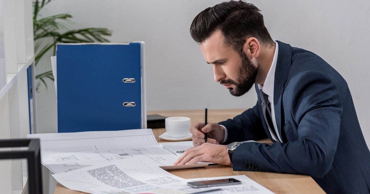 Открывая свой переводческий бизнес, нужно быть готовым на первых порах делать почти всю организационную работу самостоятельно