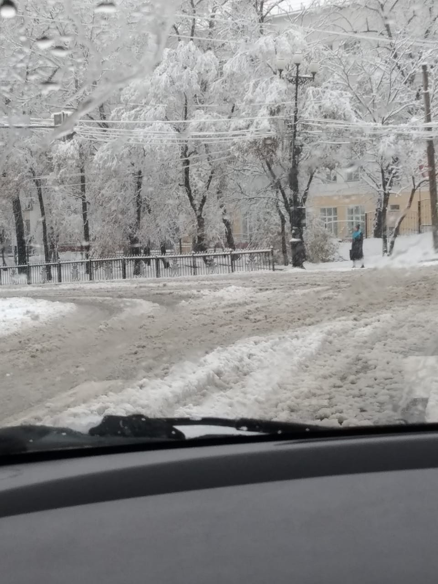 Время примерно 7:30.