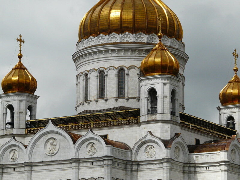 Купол храма Христа Спасителя в Москве