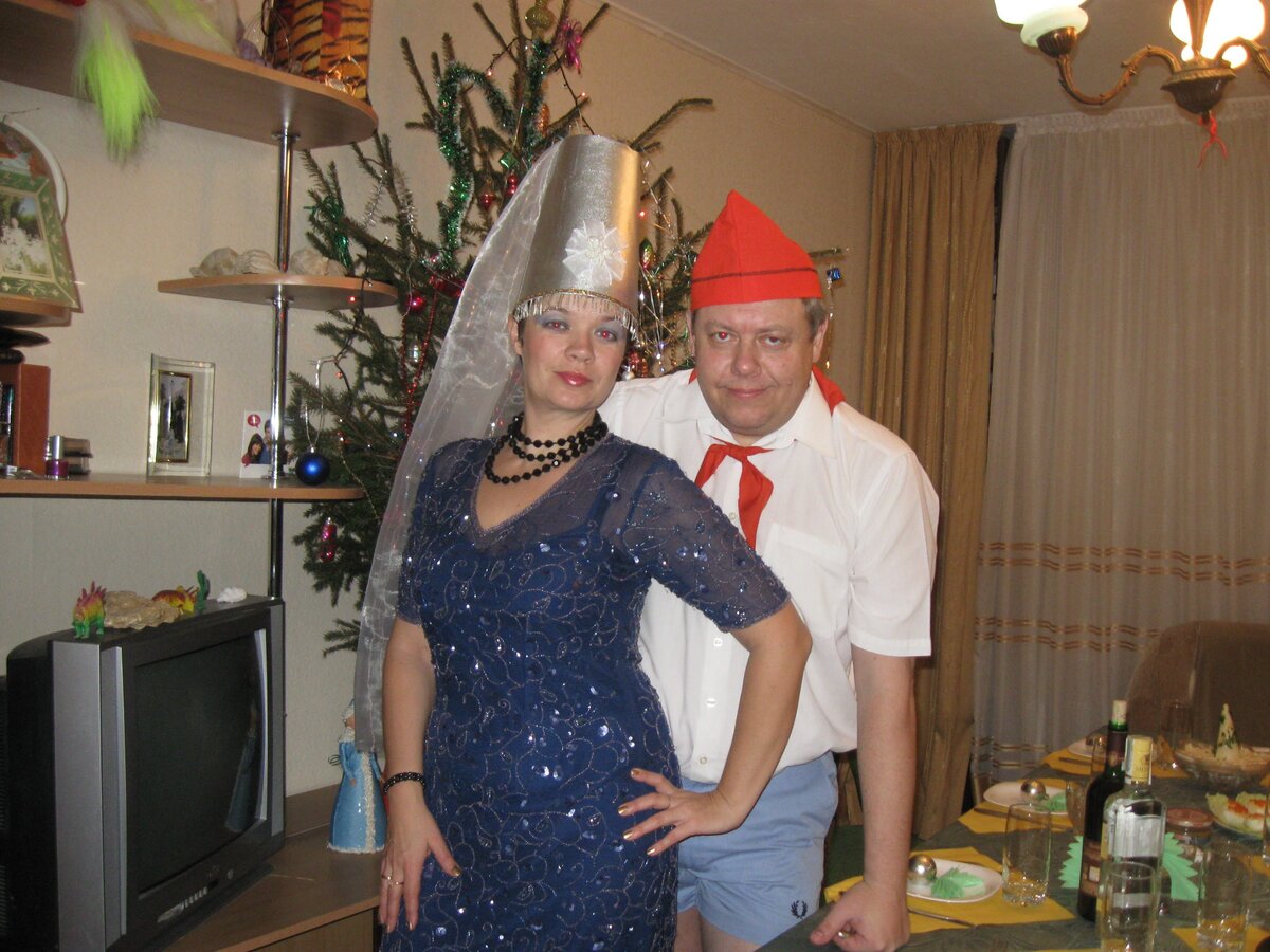 Новогодние костюмы, фото из соцсетей