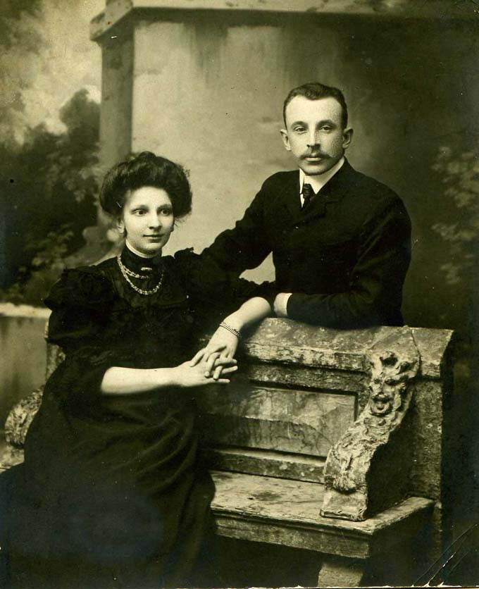 Александр Гукасов  и его супруга Елизавета (Эльза)