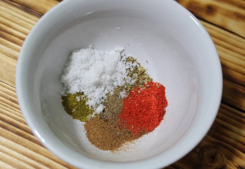 Гранулированные специи добавляем по вкусу