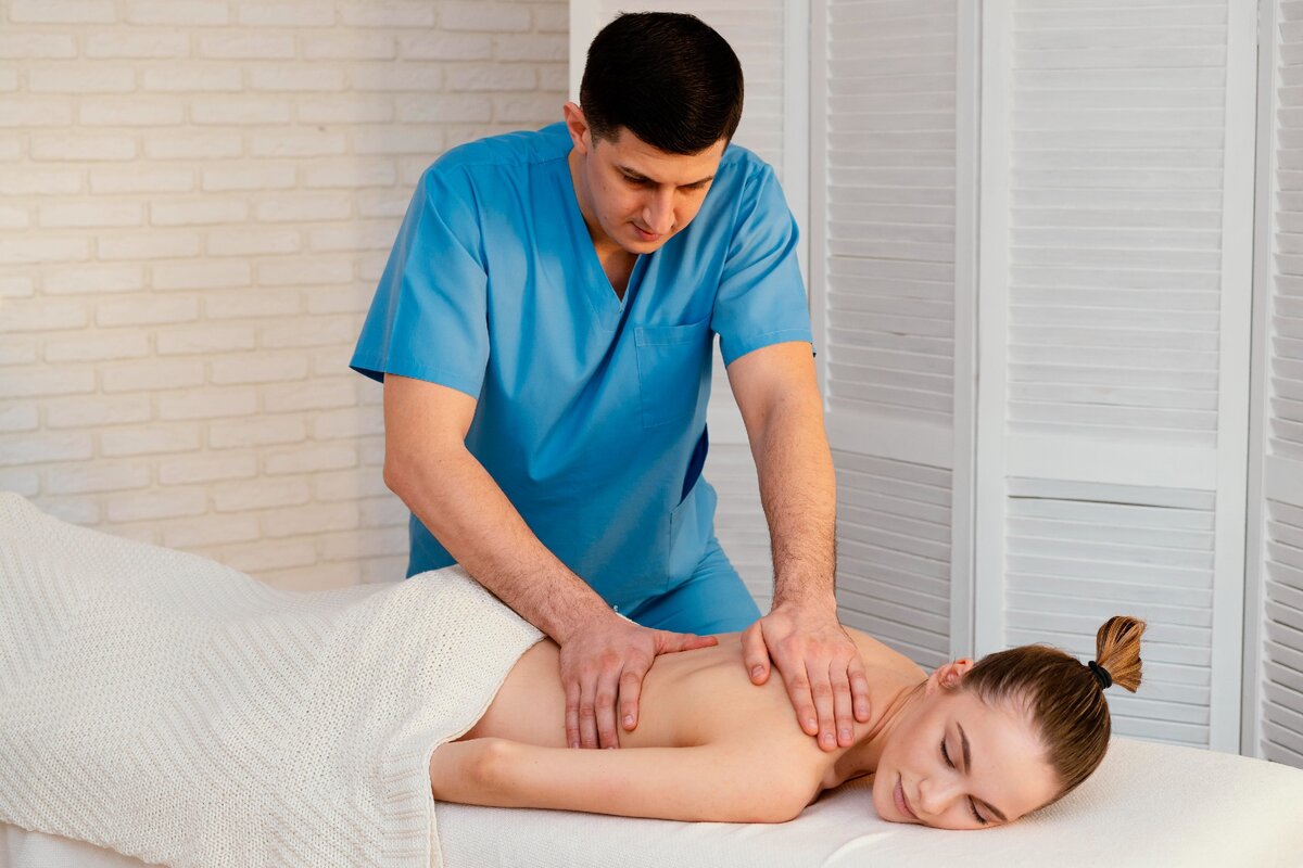 Массаж для женщины.