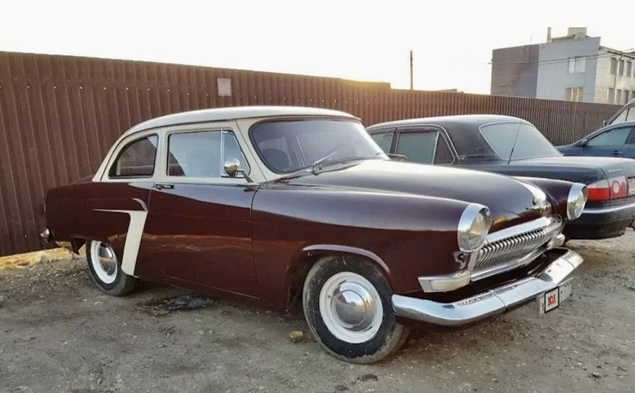 Новая Волга года? Космический автомобиль сделанный из ГАЗ 21 и BMW - GAZ 21 Volga V12 coupe.