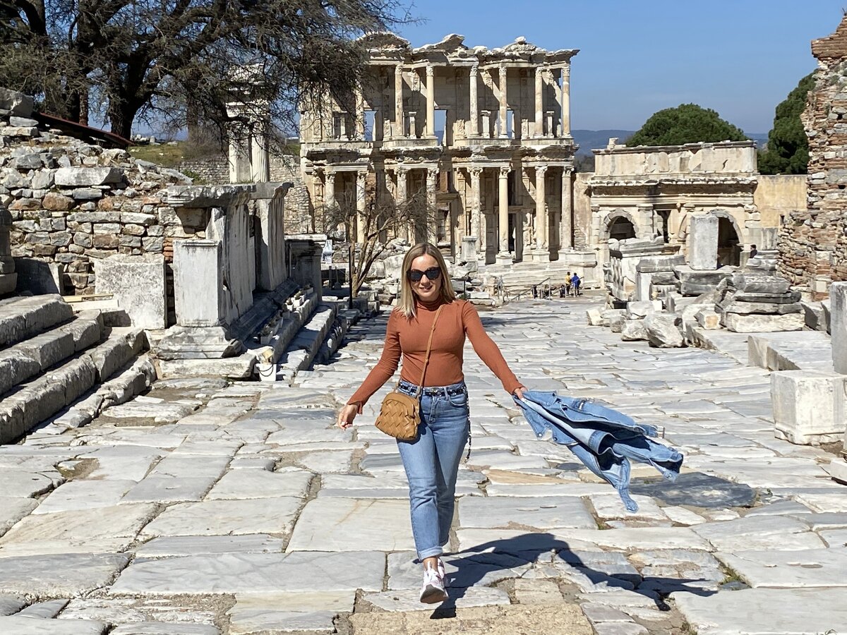 Отдых в турции стоит ли. Эфес Турция. Эгейское море Эфес. Древний город Эфес Турция. Эфес Турция море.