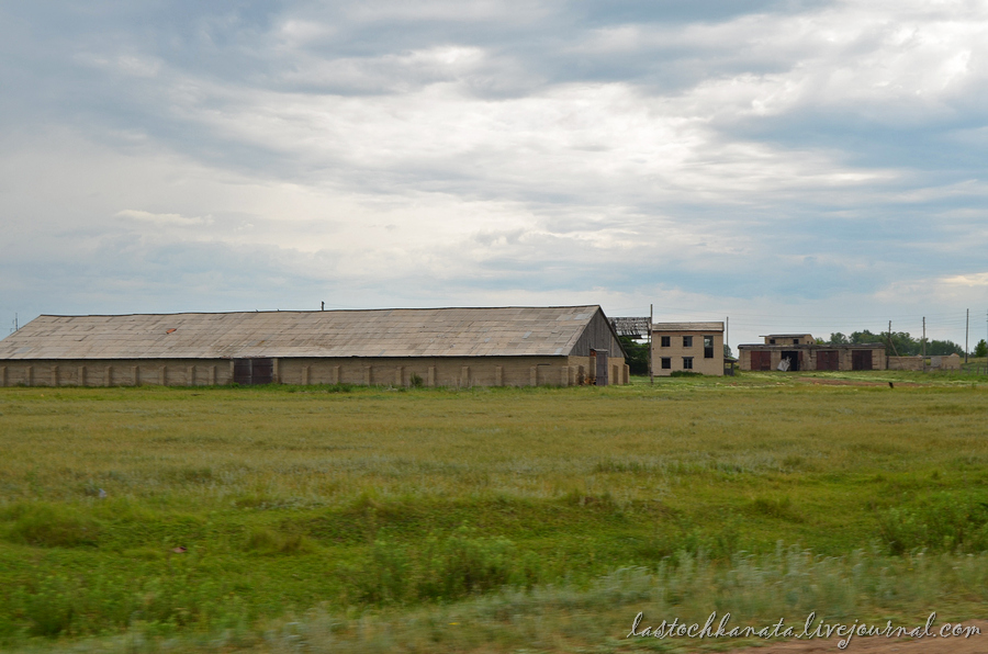 Постройки бывшего совхоза