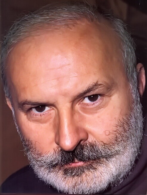 Arman - творческий псевдоним одного из основателей нового реализма. Снимок из открытых источников интернет  