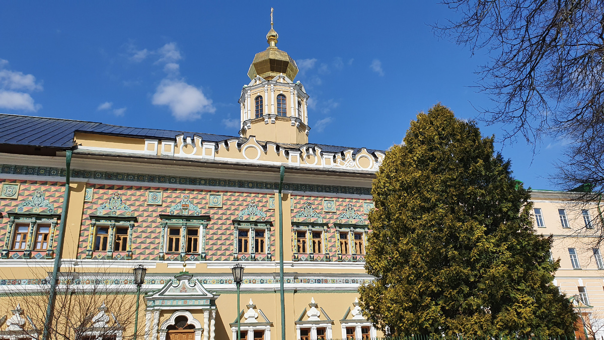 Дворец Царские чертоги