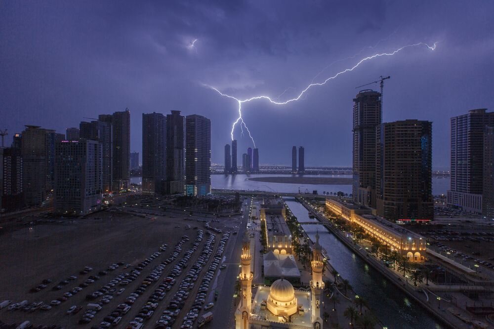 Onoda Nadiya, ОАЭ, Dubai