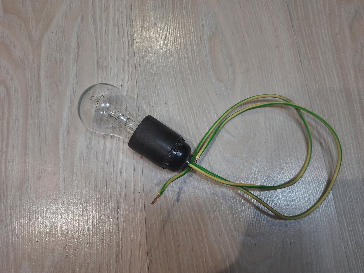 фотография "автора " ЛИСТАЙТЕ В СТОРОНУ 