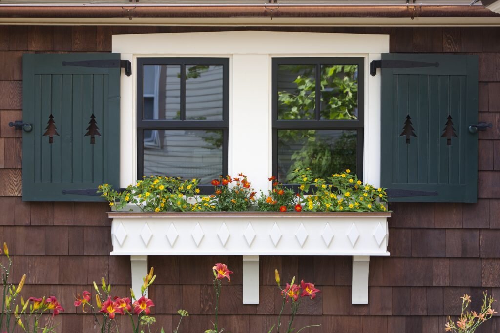 Какие пластиковые окна выбрать для частного дома