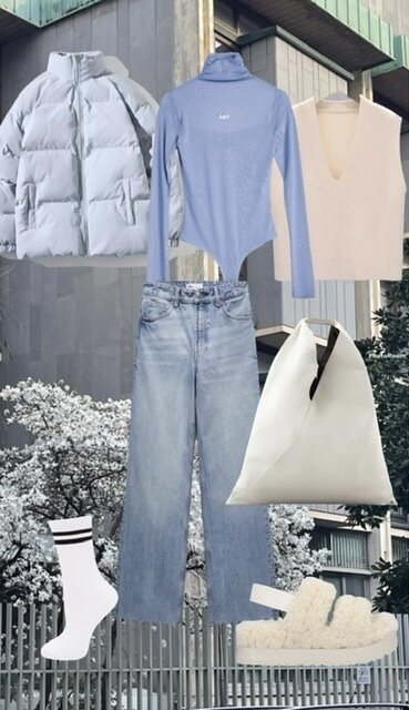 Боди https://loverepublic.ru/catalog/odezhda/body/218447/
Жилет https://www.lamoda.ru/p/MP002XW0B8RI/
Джинсы https://loverepublic.ru/catalog/odezhda/dzhinsy/219371/
Свободный пуховик с застежкой на кнопки
https://lichi.com/ru/ru/product/42378
Сандали UGG AUSTRALIA 
https://www.yoox.com/IT/17131918PI/item?dept=women
Сумка
https://www.lamoda.ru/p/RTLAAZ683602/