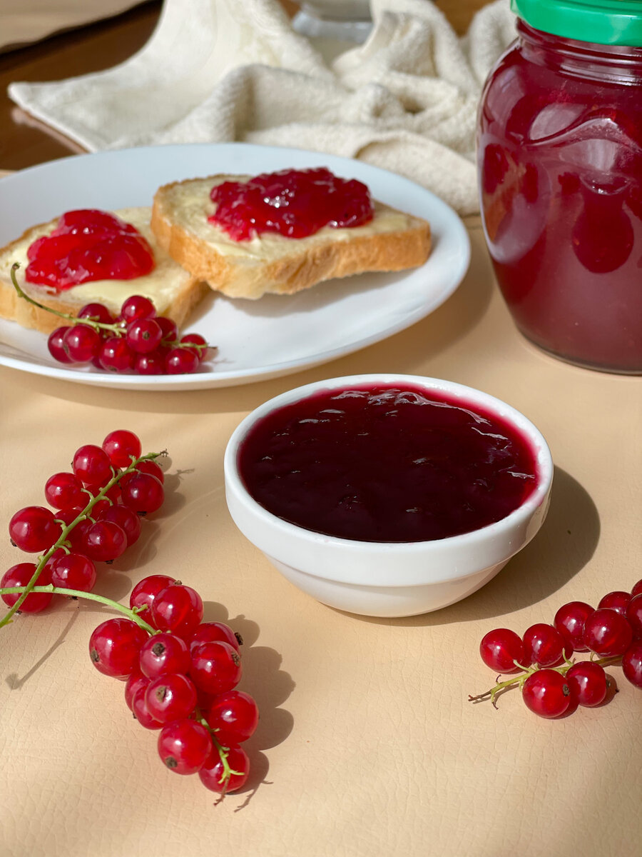 Желе из красной смородины