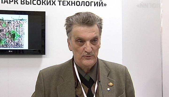 Юрий Фомушкин, участник форума «Нефтяная столица», г. Ханты-Мансийск: «У нас 130 дней в году, когда можно заготавливать сфагнум. А нужно заготовить, чтобы на весь год хватило. Это требует большого привлечения людей, сезонных рабочих».