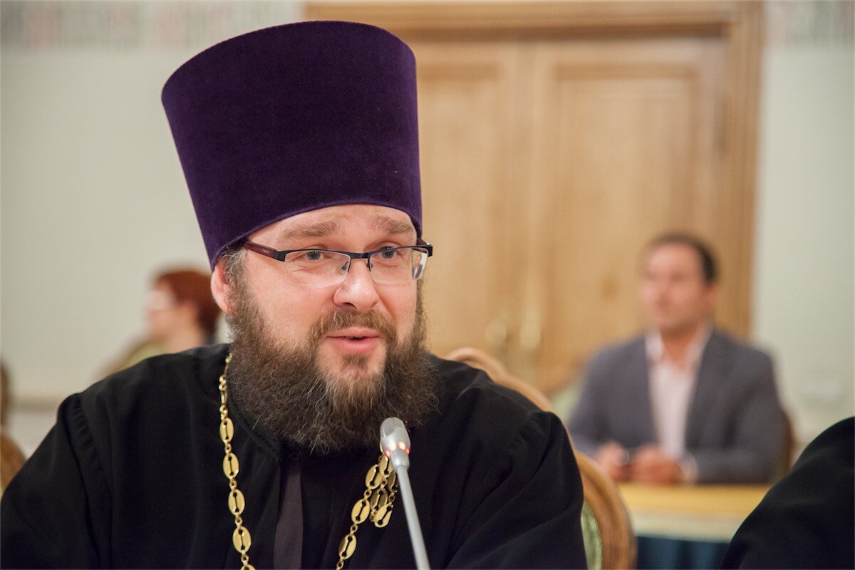 священник Сергий Звонарев