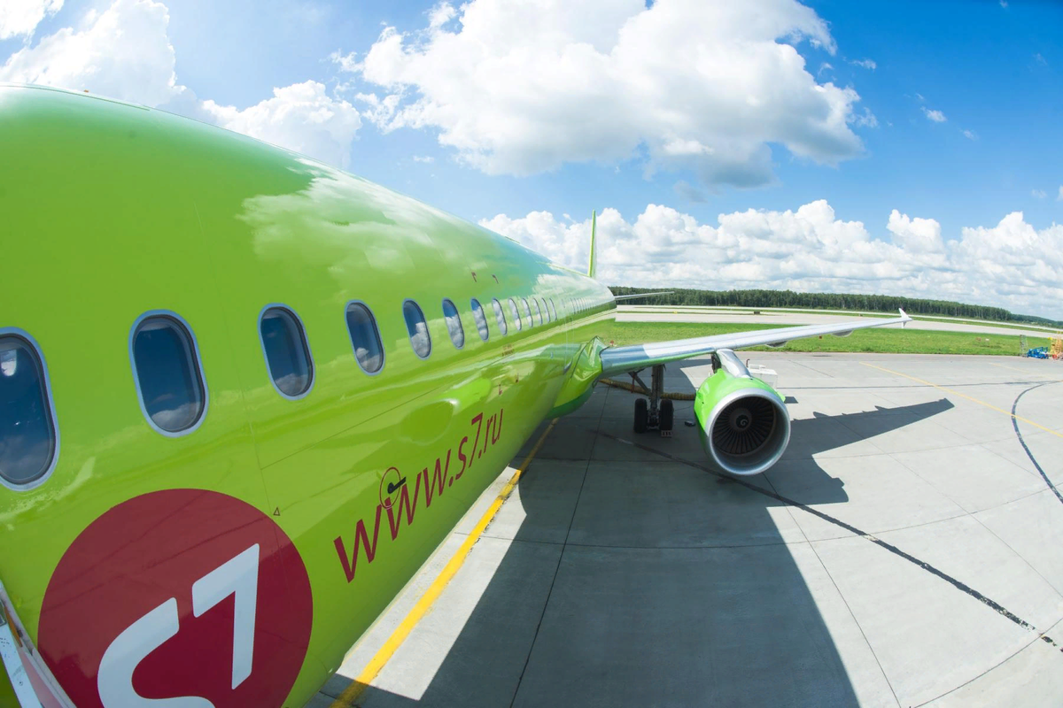 С7 авиакомпания. Авиакомпания Сибирь s7 Airlines. Эссевен s7. Самолёты авиакомпании s7 Airlines. Самолеты 7 Севен