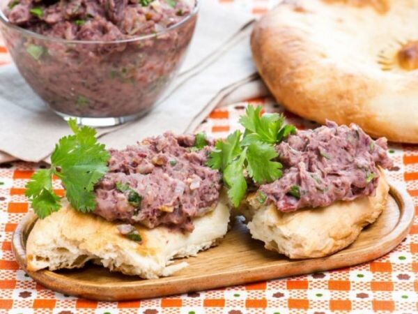 Постный паштет из фасоли