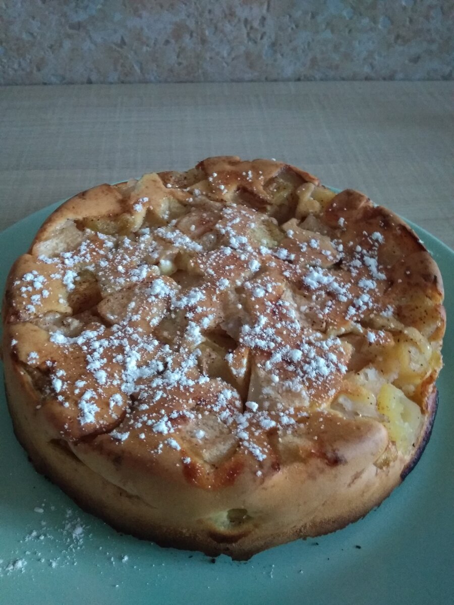 Шарлотка из 3 яиц