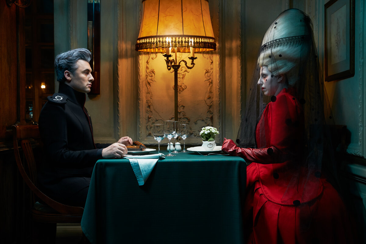 Иммерсивный ресторан в москве красота. Иммерсивный ресторан в москве красота. Ресторан в москве с иммерсивным шоу. Сюрреалистический ужин. Иммерсивный ресторан krasota в москве.