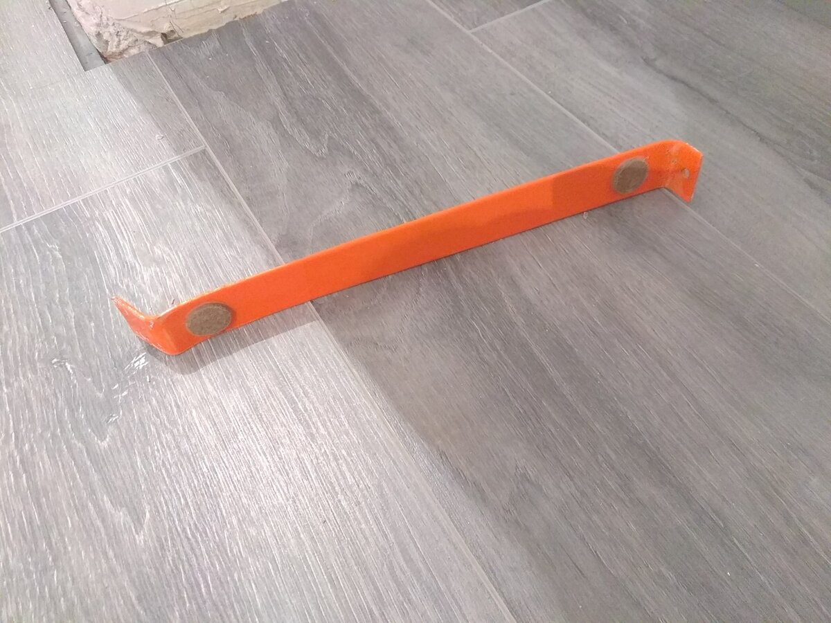 Мягкие кружочки - места упора в ламинат, края остаются целыми