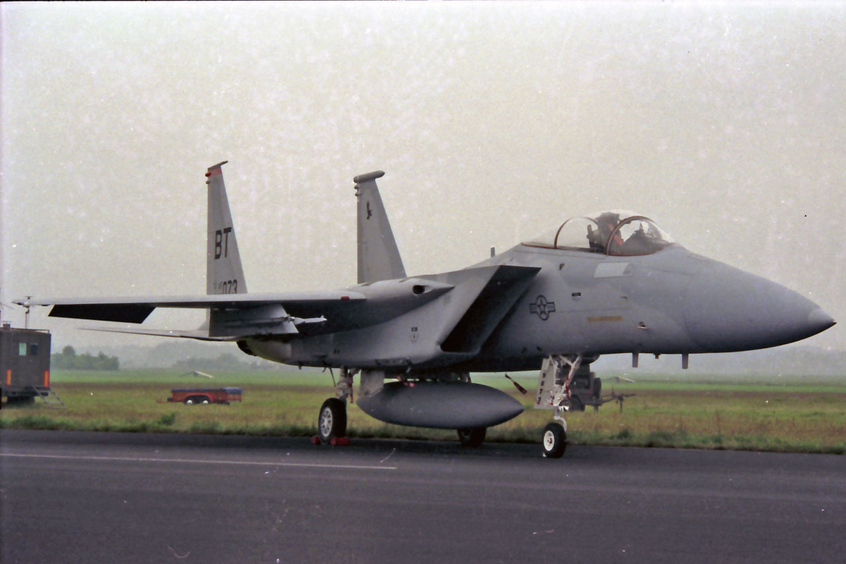 изображение с сайта hottil.nf