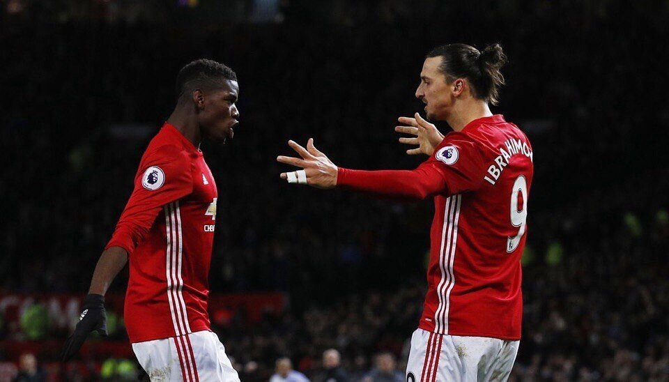 В 2016 году Погба переходил к "красным дьяволам" из "Ювентуса" в статусе самого дорогого футболиста в истории, однако долгое время демонстрировал крайне нестабильную игру. 
Выйти на новый для себя уровень 26-летнему французу удалось лишь после назначения главным тренером Оле Гуннара Сульшера, однако Ибрагимович убежден, что это не предел для Поля.