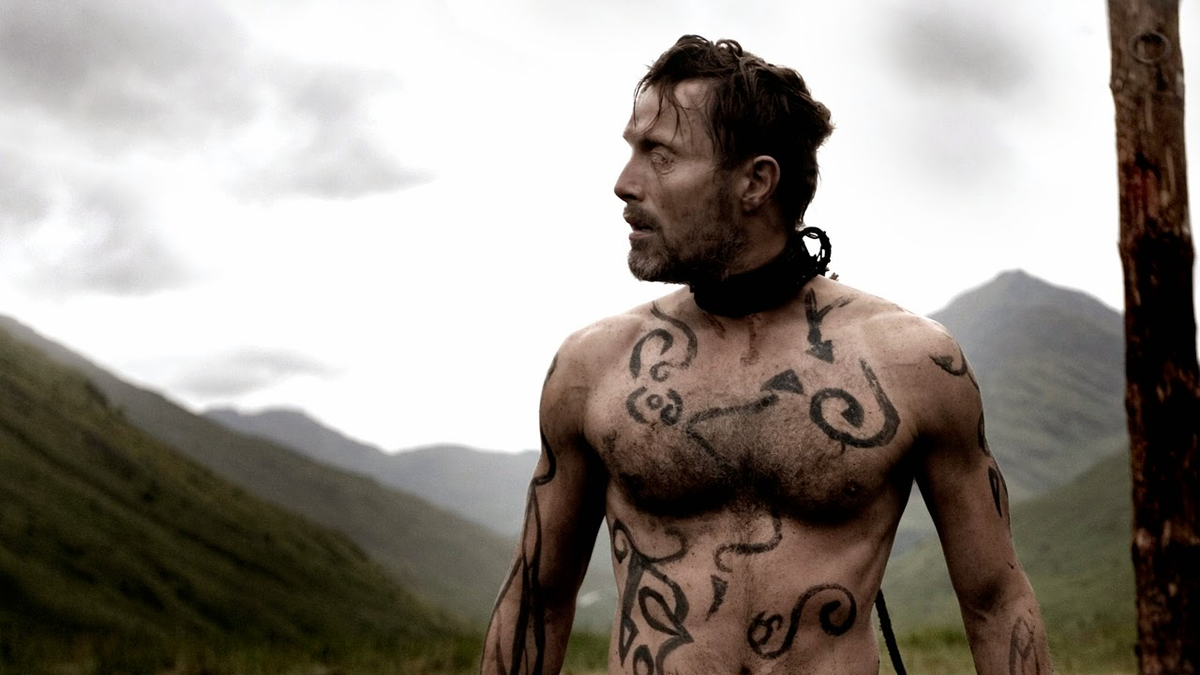 Valhalla rising. Мадс Миккельсен Викинг. Вальхалла Мадс Миккельсен. Вальгалла сага о викинге