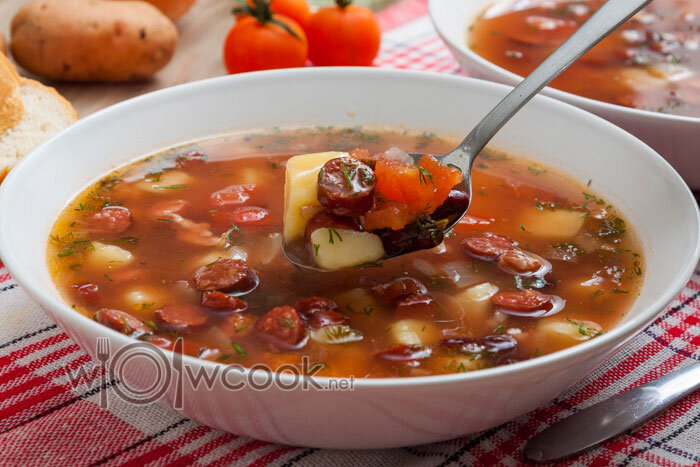 Суп из красной фасоли с мясом