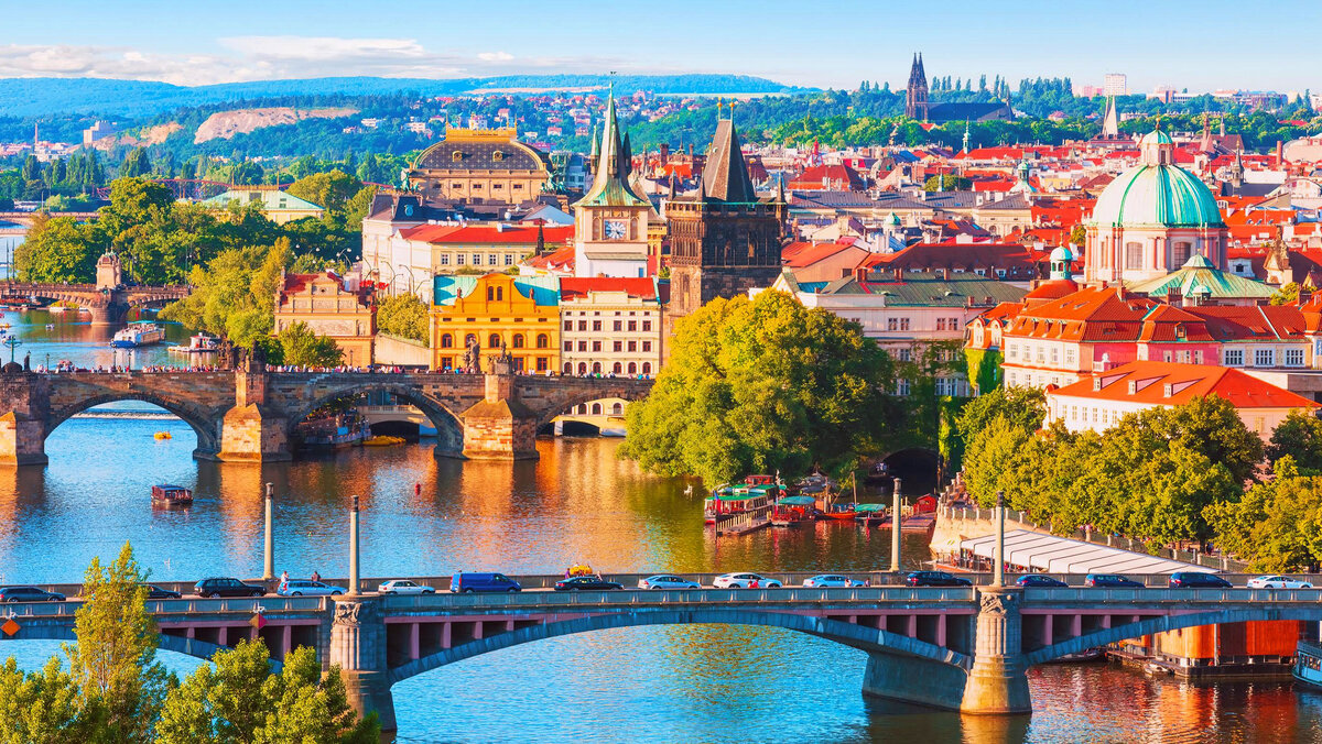 Источник: https://www.10mest.com/chehiya/chto-posetit-chem-zanyatsya-praga ВУЗ, университет, образование за рубежом, обучение