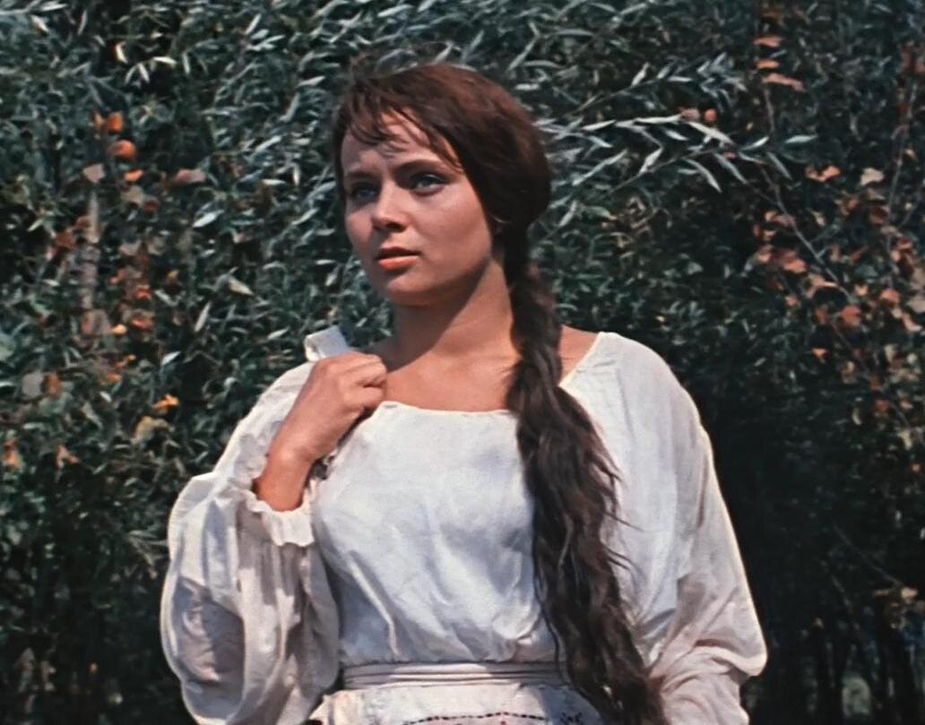 Валентина  Лысенко в роли Яринки