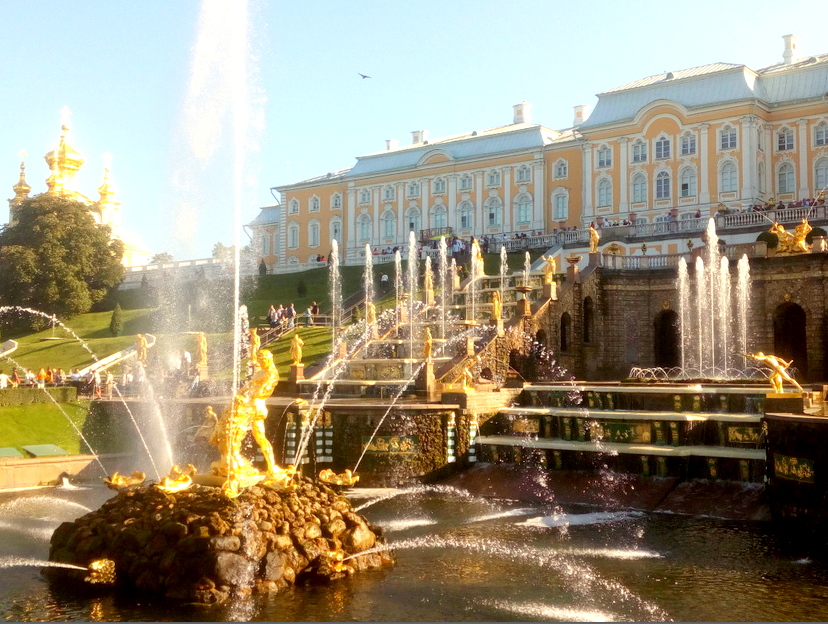 Петергофский Дворец