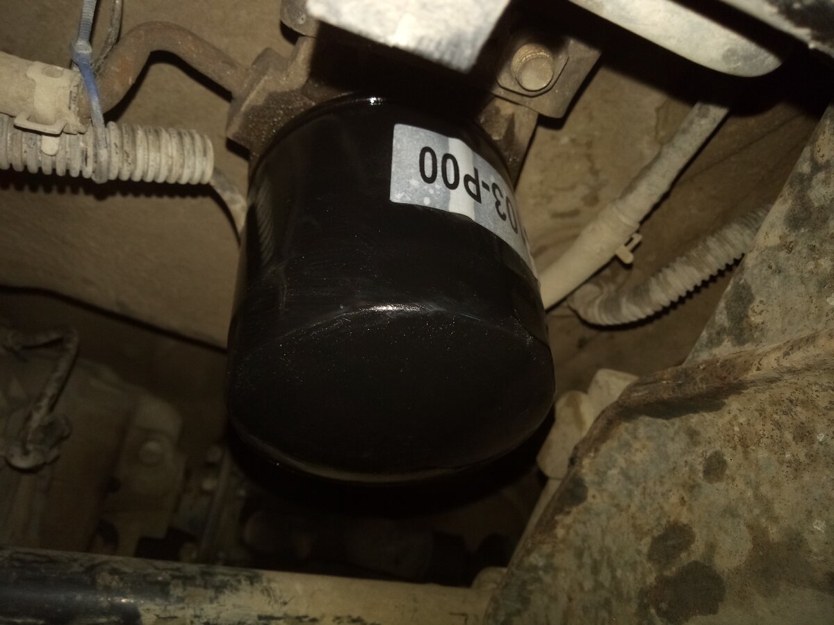 Фильтр грубой очистки топлива.