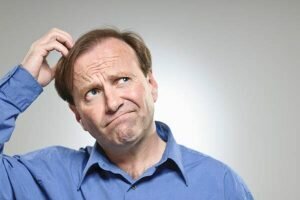 Итак. Какую же в идеале тему для Яндекс Дзен Вам выбирать? Я считаю, что лучшие темы Яндекс Дзен находятся в серединке той картинки, которую мы смотрели выше. НУ и если Вы еще и более-менее разбираетесь в этой теме — то вперед. Например, вы хорошо разбираетесь в книгах или фильмах. Пишите рецензии! Рецензии в отличии от анонсов никогда не устареют. И кстати, их же можно «Повторно» продавать на другие сайты, где уникальность текста не так важна (главное доказать авторство). Или разбираетесь в автомобилях! Отлично! Тоже хорошая тема!