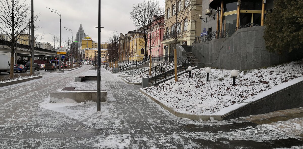 Дома №№ 5 и 9 по Садовой-Сухаревской улице 