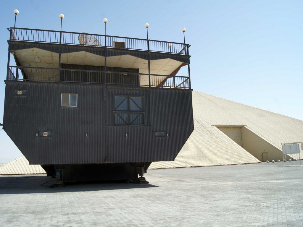 Самый караван. Автодом Bedouin. Bedouin Caravan дом. Bedouin дом на колесах внутри. Bedouin Caravan 1993.