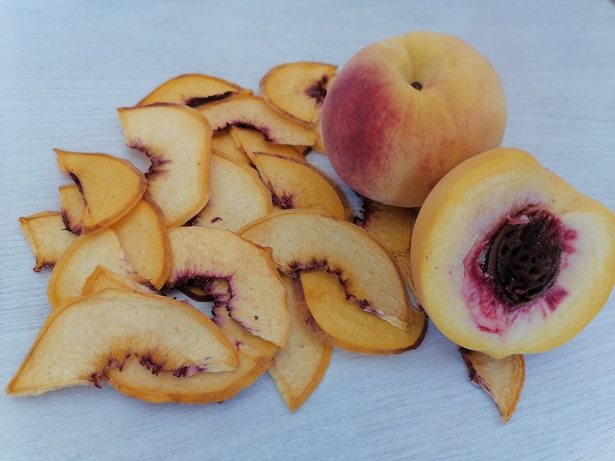 пример разреза плода для удаления косточки