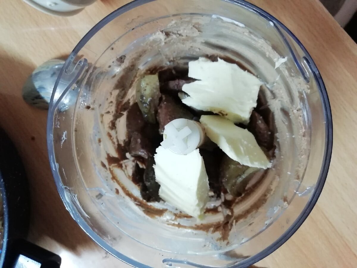 все загружаем в чашу блендера (фото автора)