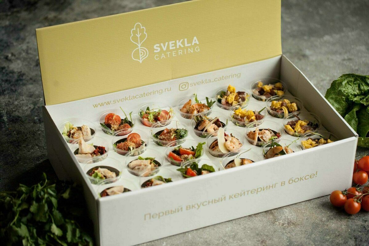 Салат сочный от Svekla Catering за 4 505 ₽