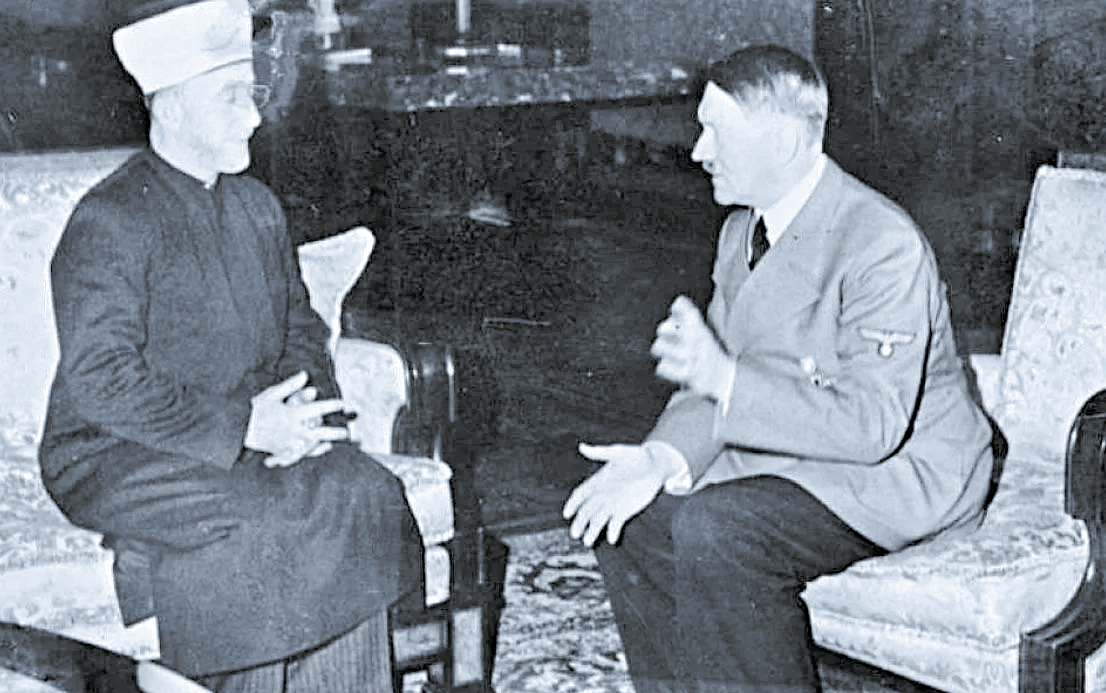 Адольф в компании лидера арабских нацистов Амина аль-Хусейни, 1941 г.