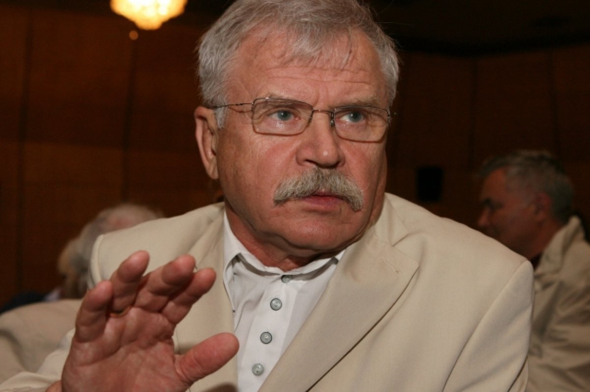    Путин наградил Никоненко орденом «За заслуги перед Отечеством» III степени