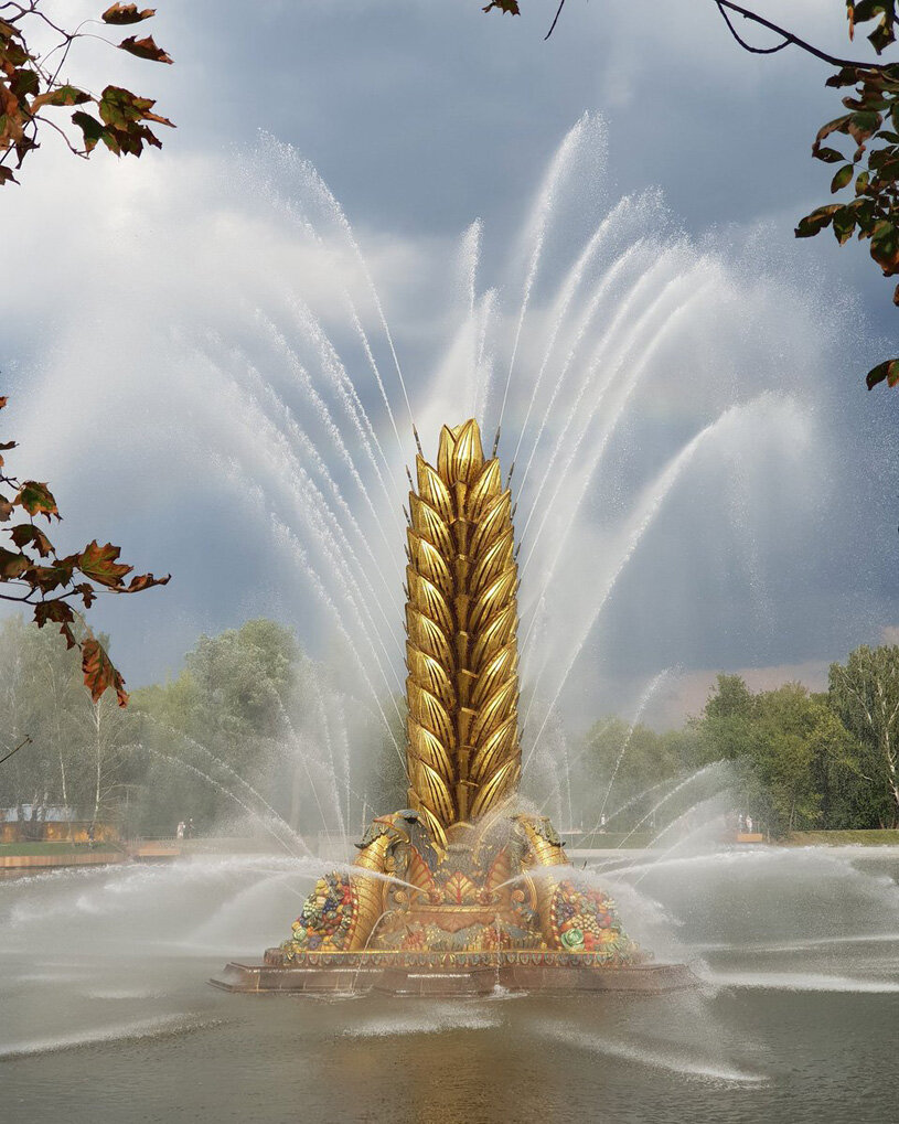 Фонтан "Колос" на ВДНХ, 2018. Отсюда: https://totalarch.com