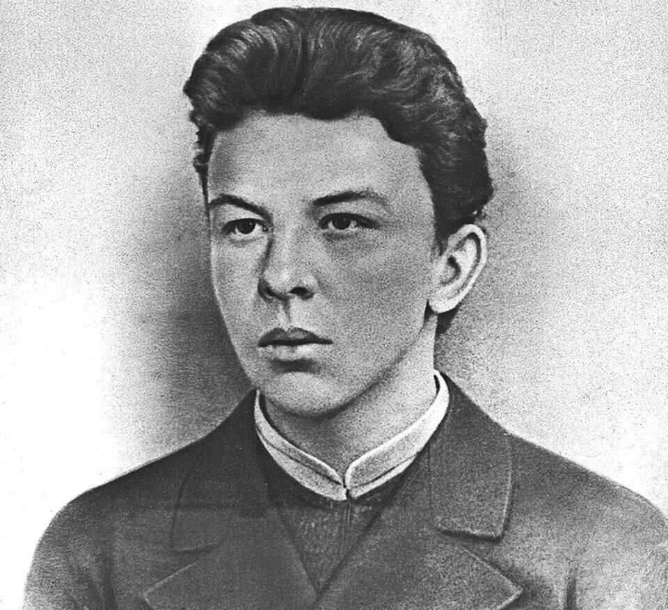 Александр ульянов брат ленина биография личная жизнь Мог ли брат Ленина быть внебрачным сыном Александра III? Странная версия происхо