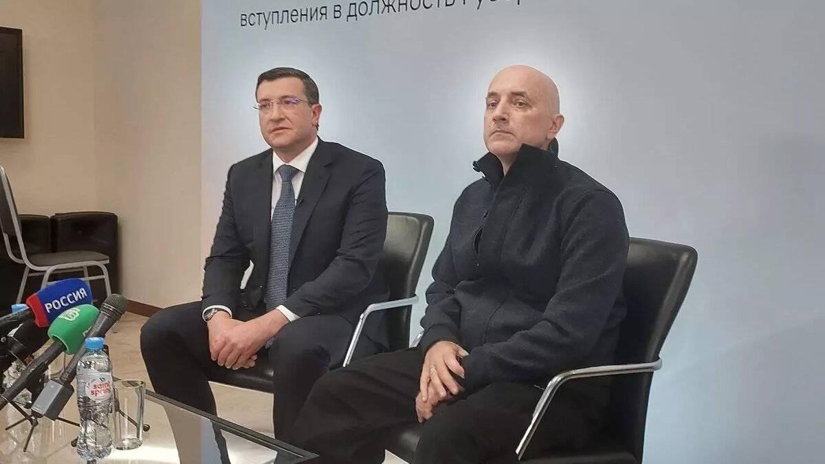     Губернатор Нижегородской области Глеб Никитин ответил на вопрос корреспондента NewsNN о президентстве. Он поблагодарил жителей за поддержку и сообщил, что в ближайшие годы все его интересы будут сконцентрированы в регионе.