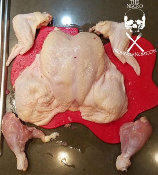 Разделываем курицу