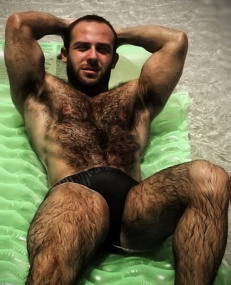 Когда стал ганстером на районе 